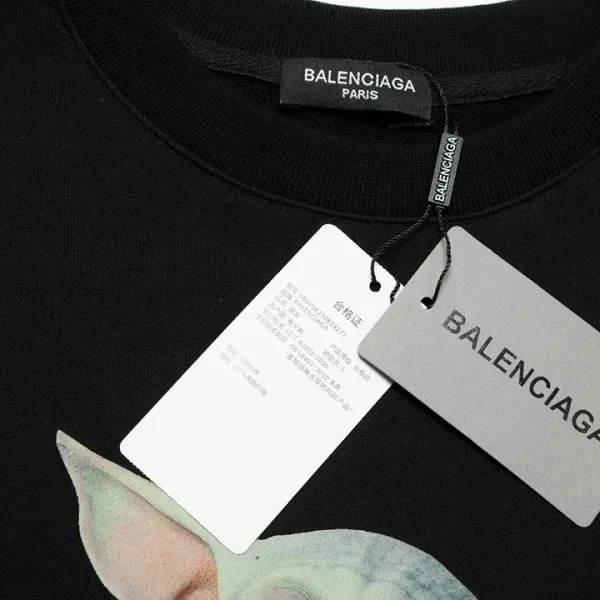 【BALENCIAGA 公式旗艦店】バレンシアガ 丸首の衛衣 スウェット ご好評に付き再入荷！