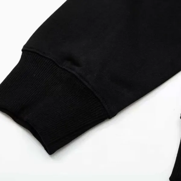 【FENDI  公式旗艦店】フェンディ丸首の衛衣 スウェット ご好評に付き再入荷！241211