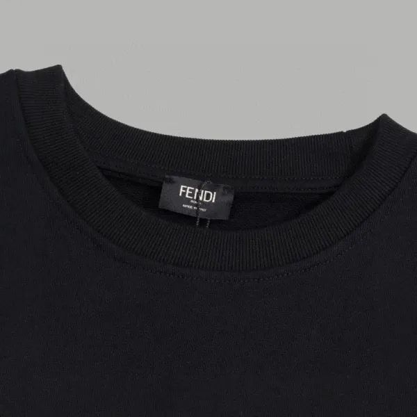 【FENDI 公式旗艦店】フェンディ 丸首の衛衣  スウェットご好評に付き再入荷   241114