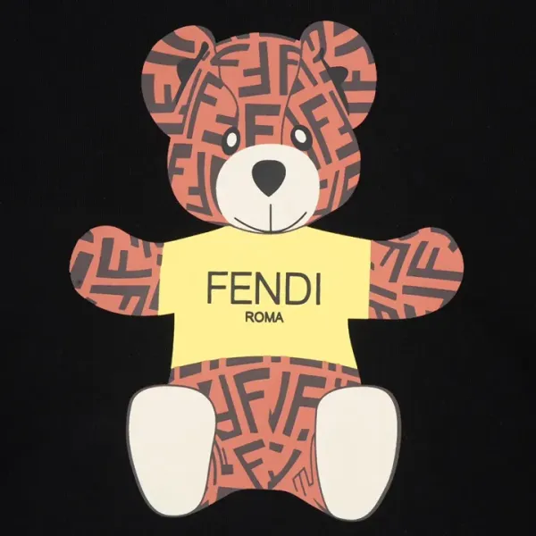【FENDI  公式旗艦店】フェンディ  丸首の衛衣 スウェット ご好評に付き再入荷  240925