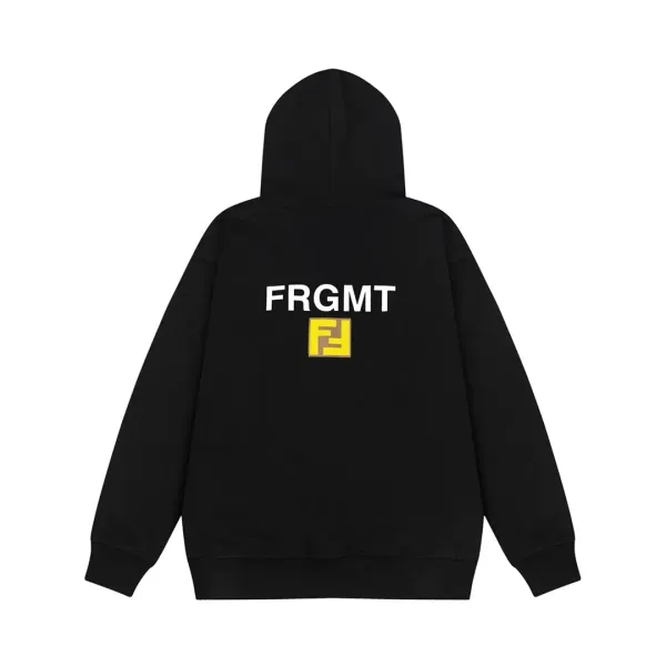 【FENDI  公式旗艦店】フェンディパーカー スウェット ご好評に付き再入荷 240830