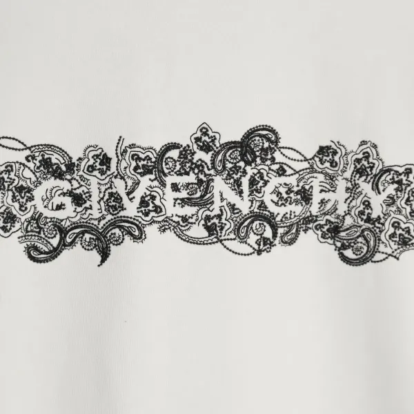 【GIVENCHY  公式旗艦店】ジバンシー 丸首の衛衣 スウェットご好評に付き再入荷！241122