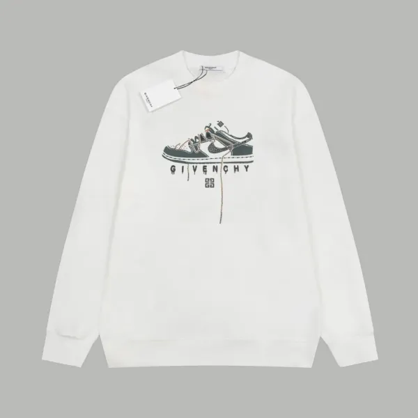 【GIVENCHY 公式旗艦店】ジバンシー 丸首の衛衣 スウェットご好評に付き再入荷   241114