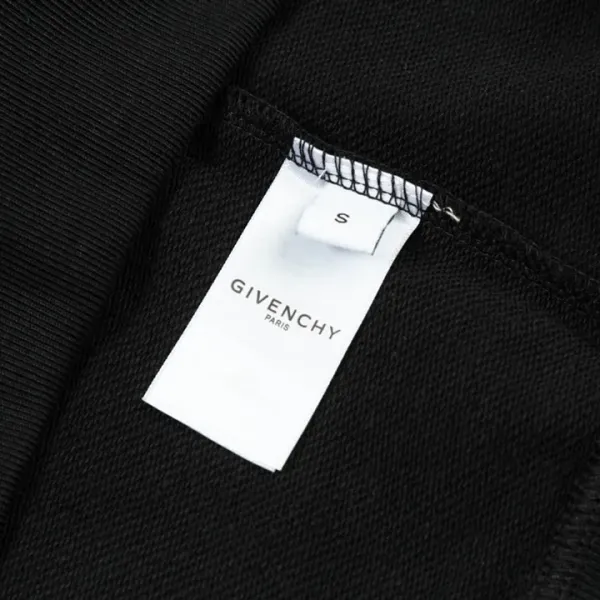 【GIVENCHY  公式旗艦店】ジバンシー パーカー スウェット ご好評に付き再入荷 240830