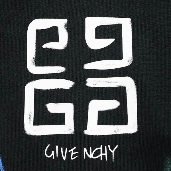 【GIVENCHY  公式旗艦店】ジバンシー 丸首の衛衣 スウェットご好評に付き再入荷 240809