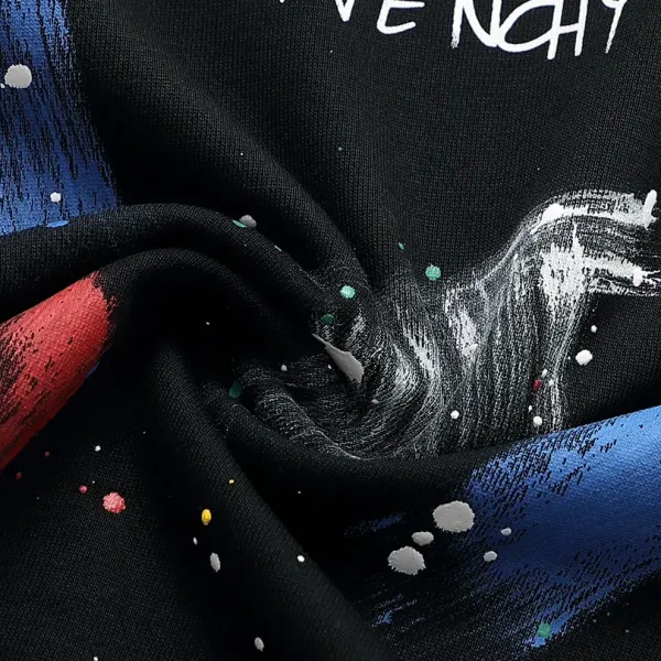 【GIVENCHY  公式旗艦店】ジバンシー 丸首の衛衣 スウェットご好評に付き再入荷 240809