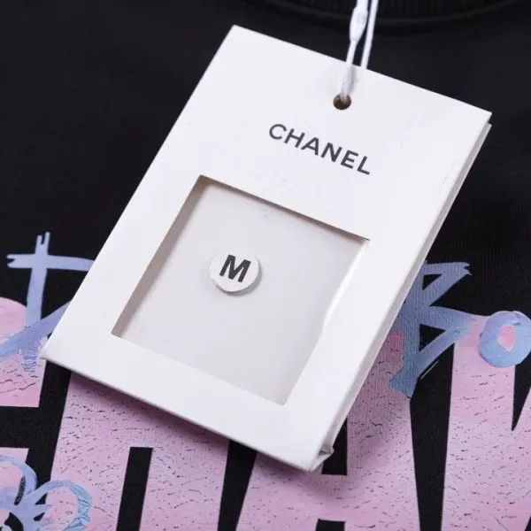 【CHANEL 公式旗艦店】シャネル 丸首の衛衣 スウェット ご好評に付き再入荷！