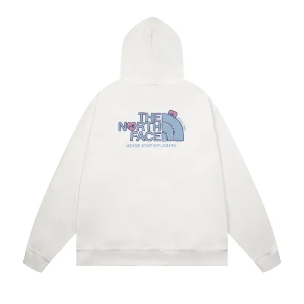 【The North Face 公式旗艦店】ザノースフェイス パーカースウェットご好評に付き再入荷 240806