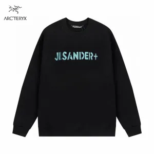 【ARCTERYX 公式旗艦店】アークテリクス  丸首の衛衣  スウェット ご好評に付き再入荷！241210