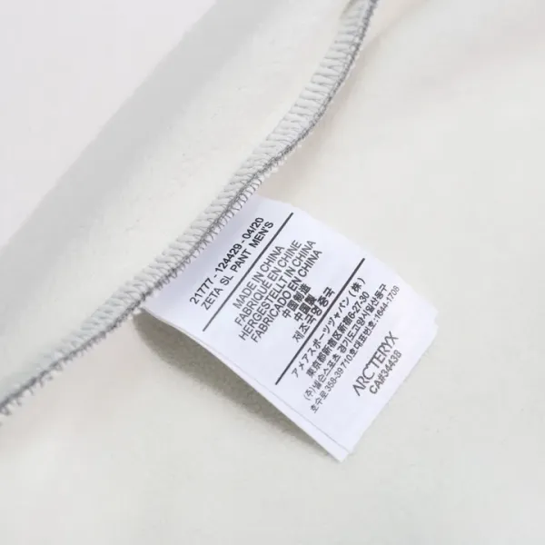 【ARCTERYX 公式旗艦店】アークテリクス  パーカー  スウェット ご好評に付き再入荷！241210