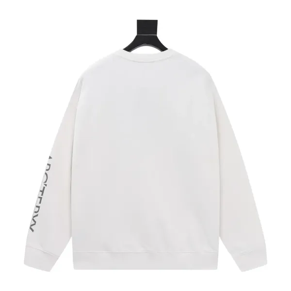 【ARCTERYX 公式旗艦店】アークテリクス  丸首の衛衣  スウェット ご好評に付き再入荷！241121