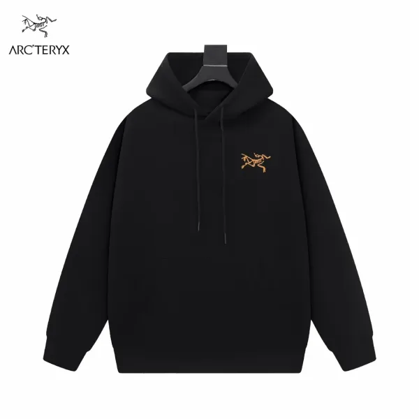 【ARCTERYX 公式旗艦店】アークテリクス  パーカー  スウェット ご好評に付き再入荷！241121