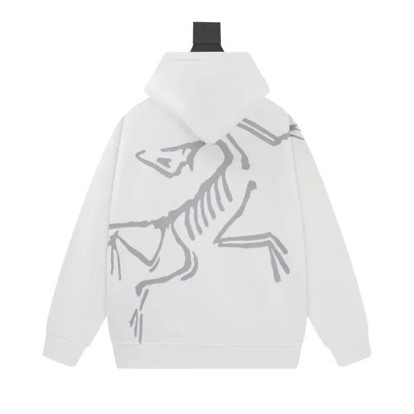 【ARCTERYX 公式旗艦店】アークテリクス  パーカー  スウェット ご好評に付き再入荷！241121