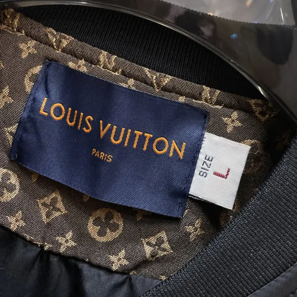 LV【LOUIS VUITTON 公式旗艦店】ルイヴィトン  ジャケット着 ご好評に付き再入荷！250106