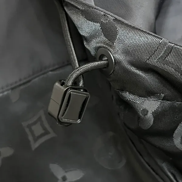 LV【LOUIS VUITTON 公式旗艦店】ルイヴィトン  ジャケット着 ご好評に付き再入荷！250106