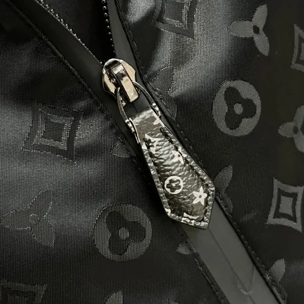 LV【LOUIS VUITTON 公式旗艦店】ルイヴィトン  ジャケット着 ご好評に付き再入荷！250106