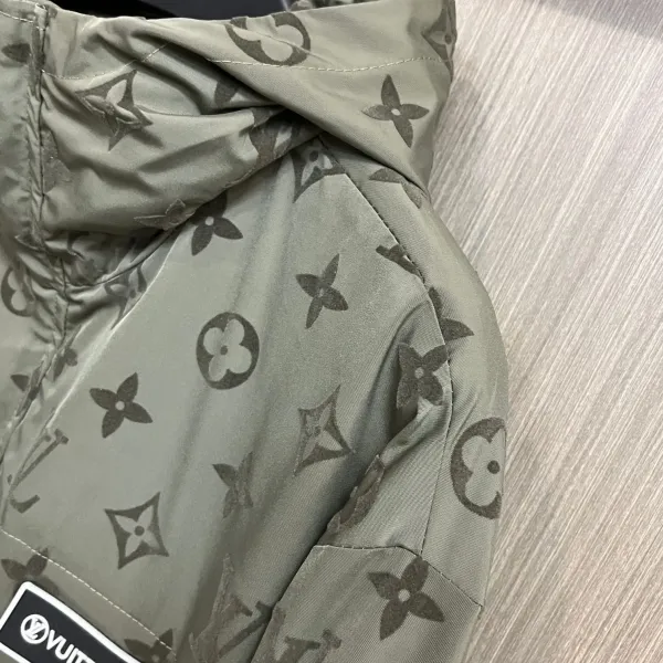 LV【LOUIS VUITTON 公式旗艦店】ルイヴィトン  ジャケット着 ご好評に付き再入荷！250106