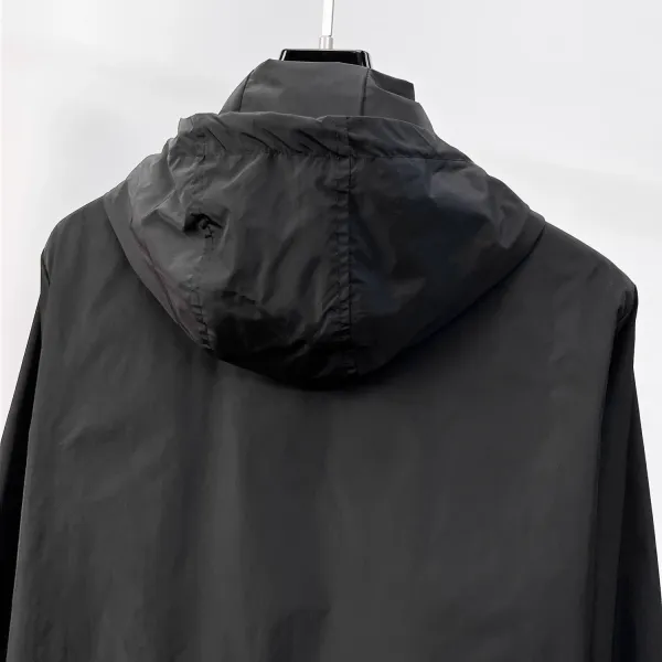 LV【LOUIS VUITTON 公式旗艦店】ルイヴィトン  ジャケット着 ご好評に付き再入荷！241223