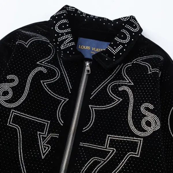 LV【LOUIS VUITTON  公式旗艦店】ルイヴィトン  野球着 ジャケット着 好評に付き再入荷！241028