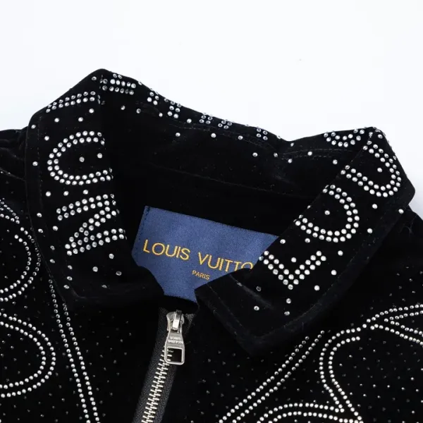 LV【LOUIS VUITTON  公式旗艦店】ルイヴィトン  野球着 ジャケット着 好評に付き再入荷！241028