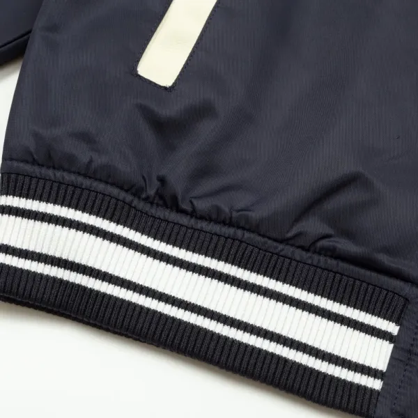 LV【LOUIS VUITTON 公式旗艦店】ルイヴィトン ジャケット着 好評に付き再入荷!241028 LV【LOUIS VUITTON 公式旗艦店】ルイヴィトン ジャケット着 好評に付き再入荷!241028