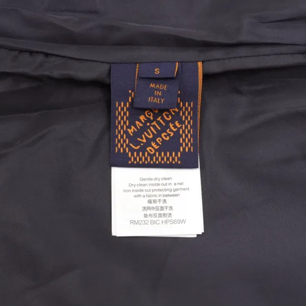 LV【LOUIS VUITTON 公式旗艦店】ルイヴィトン ジャケット着ご好評に付き再入荷!241024 LV【LOUIS VUITTON 公式旗艦店】ルイヴィトン ジャケット着ご好評に付き再入荷!241024