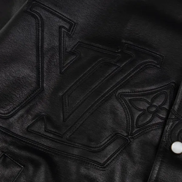 LV 【LOUIS VUITTON  公式旗艦店】ルイヴィトン  ジャケット着 好評に付き再入荷！241021