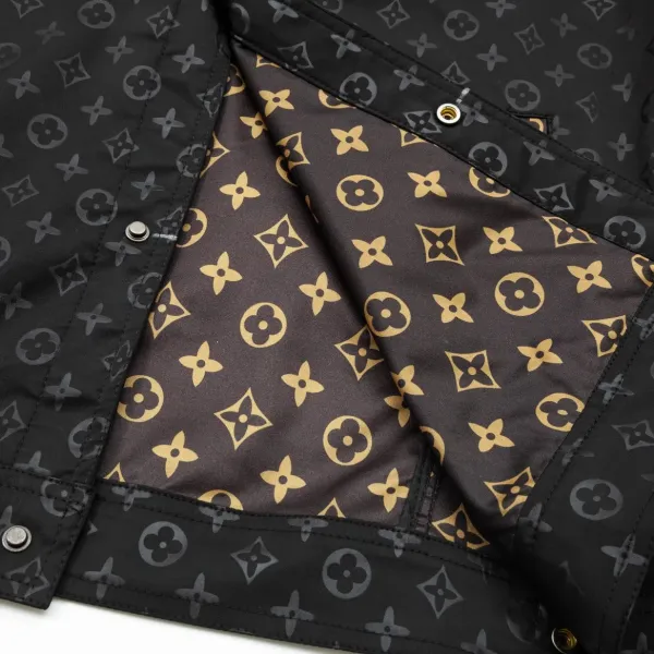 LV 【LOUIS VUITTON】ルイヴィトン ジャケット着ご好評に付き再入荷!240924 LV 【LOUIS VUITTON】ルイヴィトン ジャケット着ご好評に付き再入荷!240924