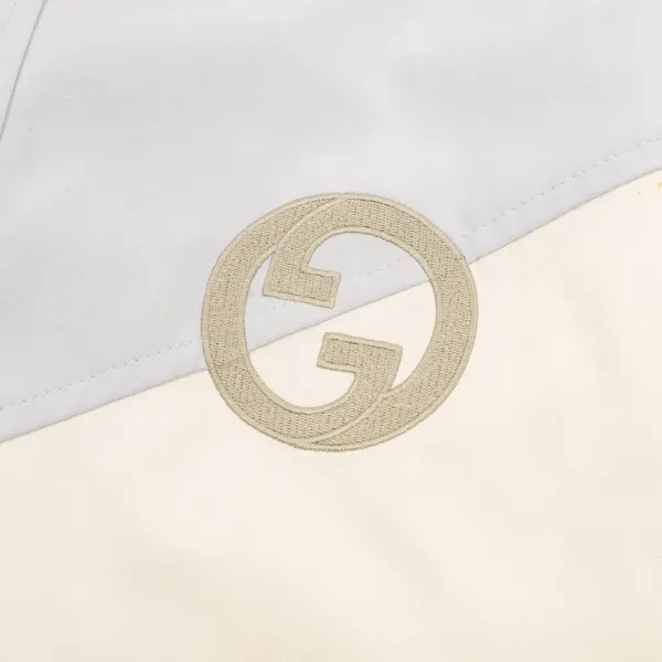 【GUCCI  公式旗艦店】グッチ   ジャケット着 好評に付き再入荷！241111