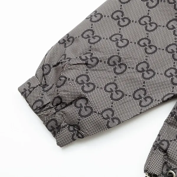 【GUCCI】グッチ   ジャケット着ご好評に付き再入荷！240926