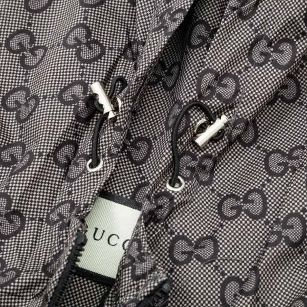 【GUCCI】グッチ   ジャケット着ご好評に付き再入荷！240926