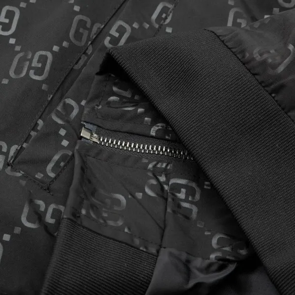 【GUCCI】グッチ ジャケット着  ご好評に付き再入荷！240921