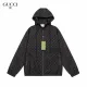 【GUCCI 公式旗艦店】グッチ  ジャケット着 好評に付き再入荷 240828