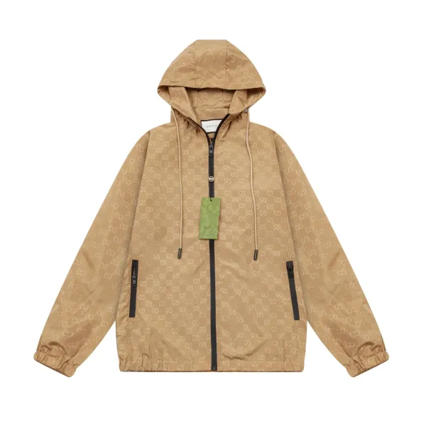 【GUCCI 公式旗艦店】グッチ  ジャケット着 好評に付き再入荷 240828
