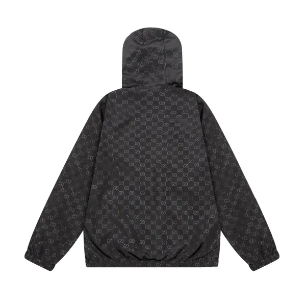 【GUCCI 公式旗艦店】グッチ  ジャケット着 好評に付き再入荷 240828