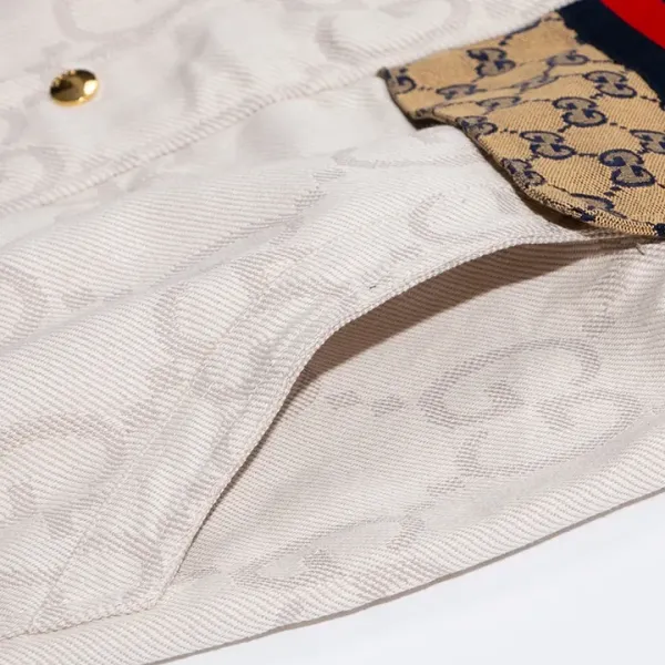 【GUCCI  公式旗艦店】グッチ   ジャケット着 好評に付き再入荷 240826