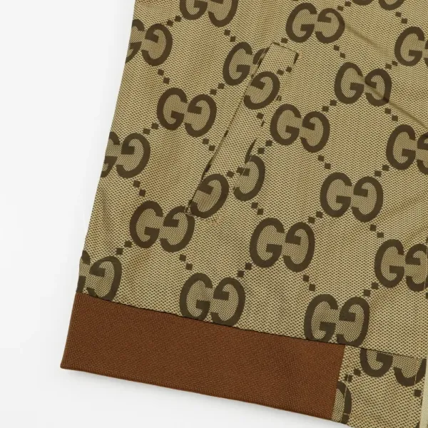 【GUCCI  公式旗艦店】グッチ   ジャケット着 好評に付き再入荷 240826