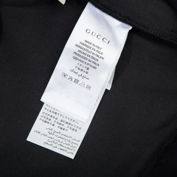 【GUCCI  公式旗艦店】グッチ   ジャケット着 好評に付き再入荷 240826