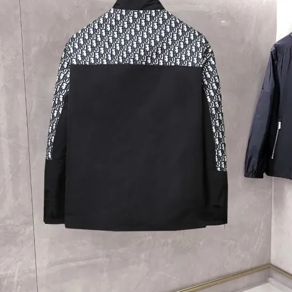 【DIOR  公式旗艦店】ディオール ジャケット着 ご好評に付き再入荷！241223