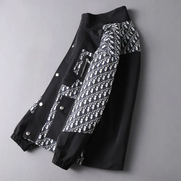 【DIOR  公式旗艦店】ディオール ジャケット着 ご好評に付き再入荷！241223