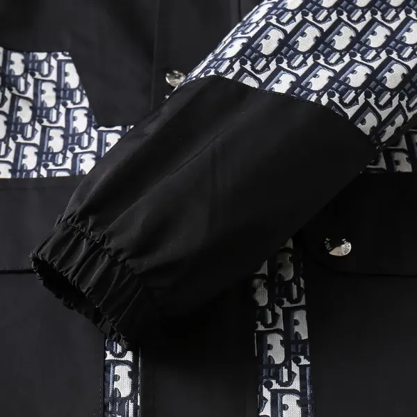 【DIOR  公式旗艦店】ディオール ジャケット着 ご好評に付き再入荷！241223