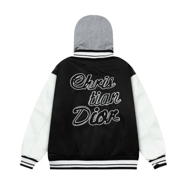 【DIOR  公式旗艦店】ディオール  ジャケット着 ご好評に付き再入荷！241212