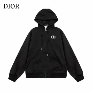 【DIOR  公式旗艦店】ディオール  ジャケット着 好評に付き再入荷！241212