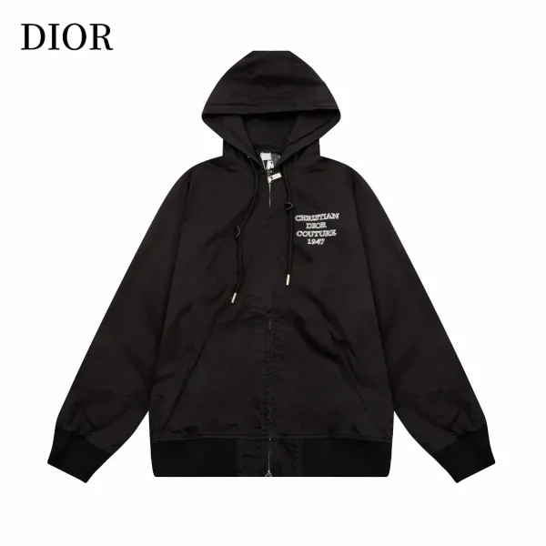 【DIOR  公式旗艦店】ディオール  ジャケット着 好評に付き再入荷！241212