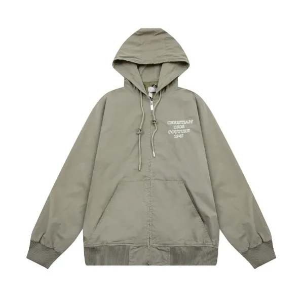 【DIOR  公式旗艦店】ディオール  ジャケット着 好評に付き再入荷！241212