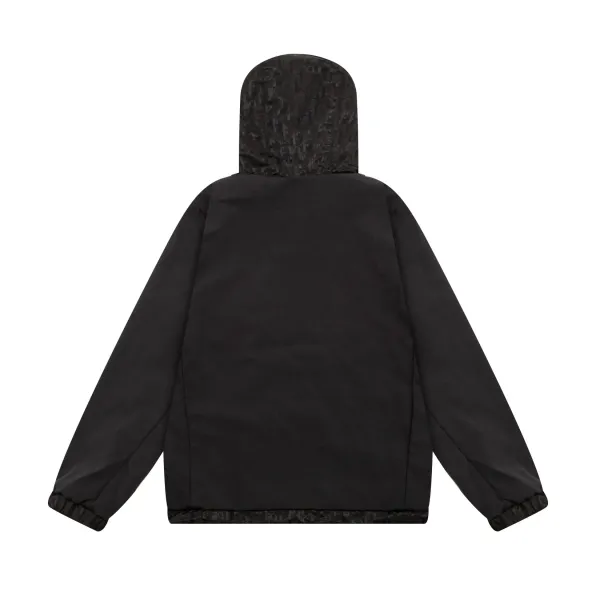 【DIOR  公式旗艦店】ディオール  ジャケット着 好評に付き再入荷！241212