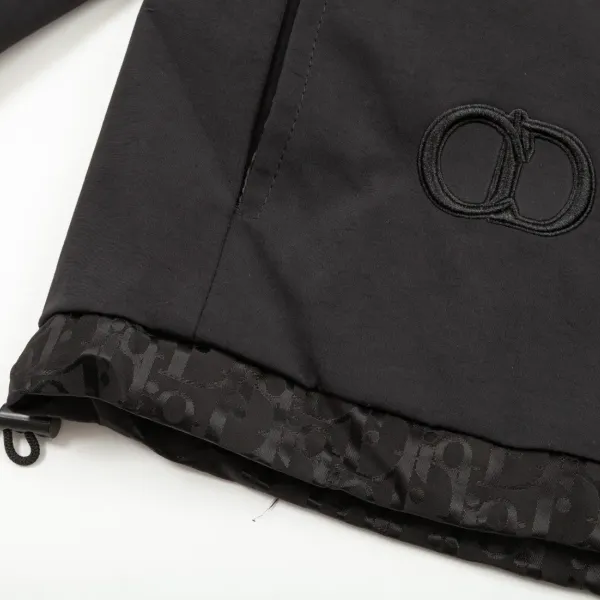 【DIOR  公式旗艦店】ディオール  ジャケット着 好評に付き再入荷！241212
