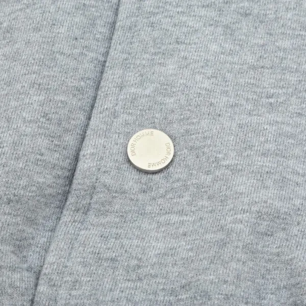 【DIOR  公式旗艦店】ディオール  ジャケット着 ご好評に付き再入荷！241023