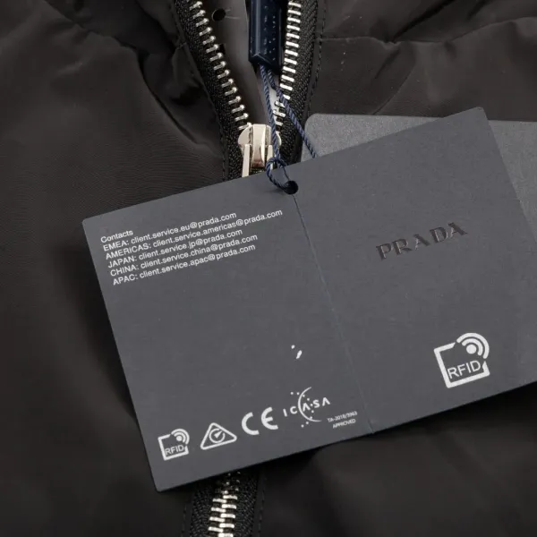 【DIOR 公式旗艦店】ディオール ジャケット着 ご好評に付き再入荷!241023 【DIOR 公式旗艦店】ディオール ジャケット着 ご好評に付き再入荷!241023