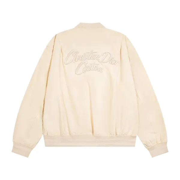【DIOR  公式旗艦店】ディオール  ジャケット着 ご好評に付き再入荷！241021